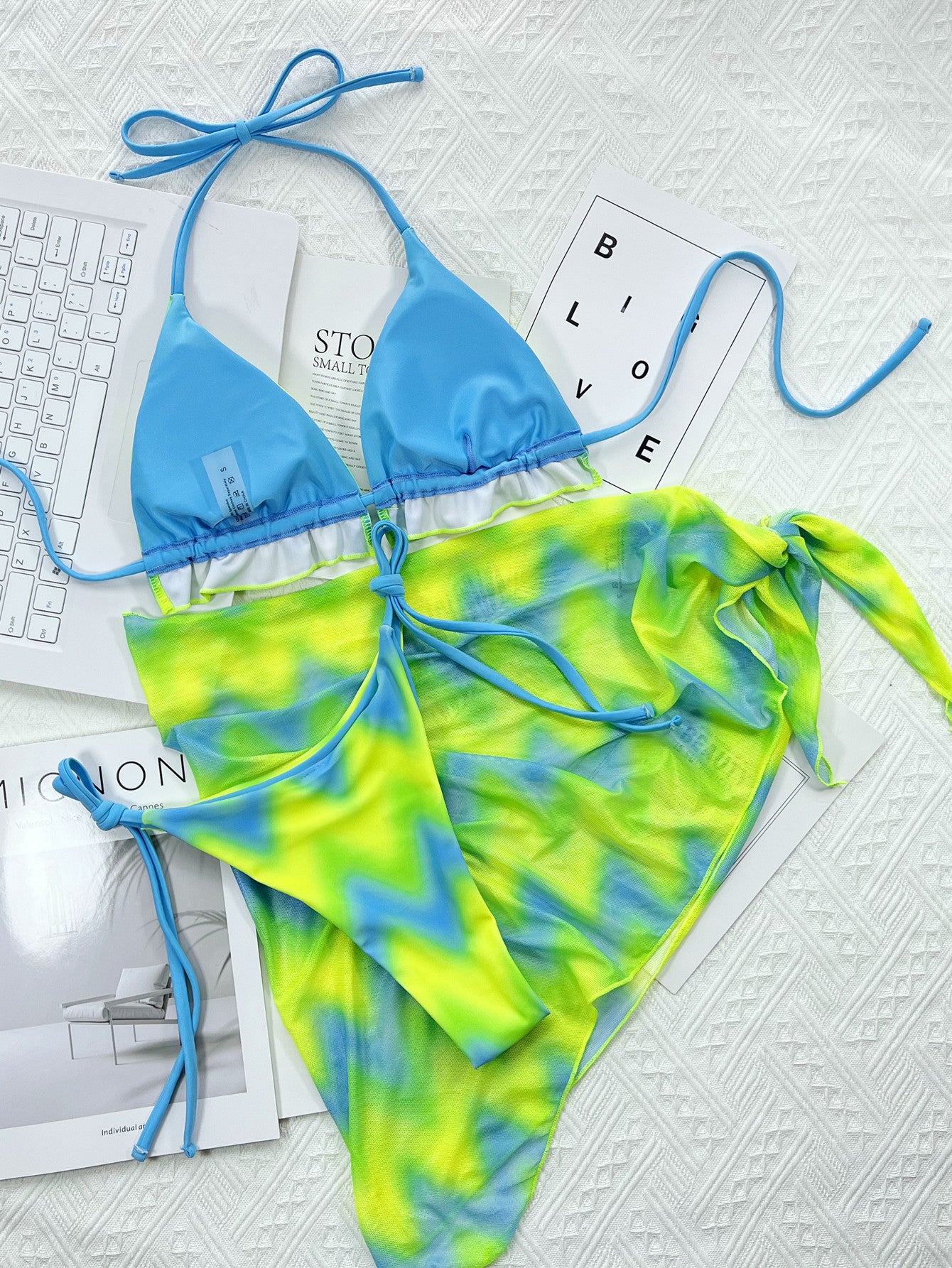 BikiniGlow™ – סט ביקיני ירוק עם חצאית תואמת לקיץ הישראלי